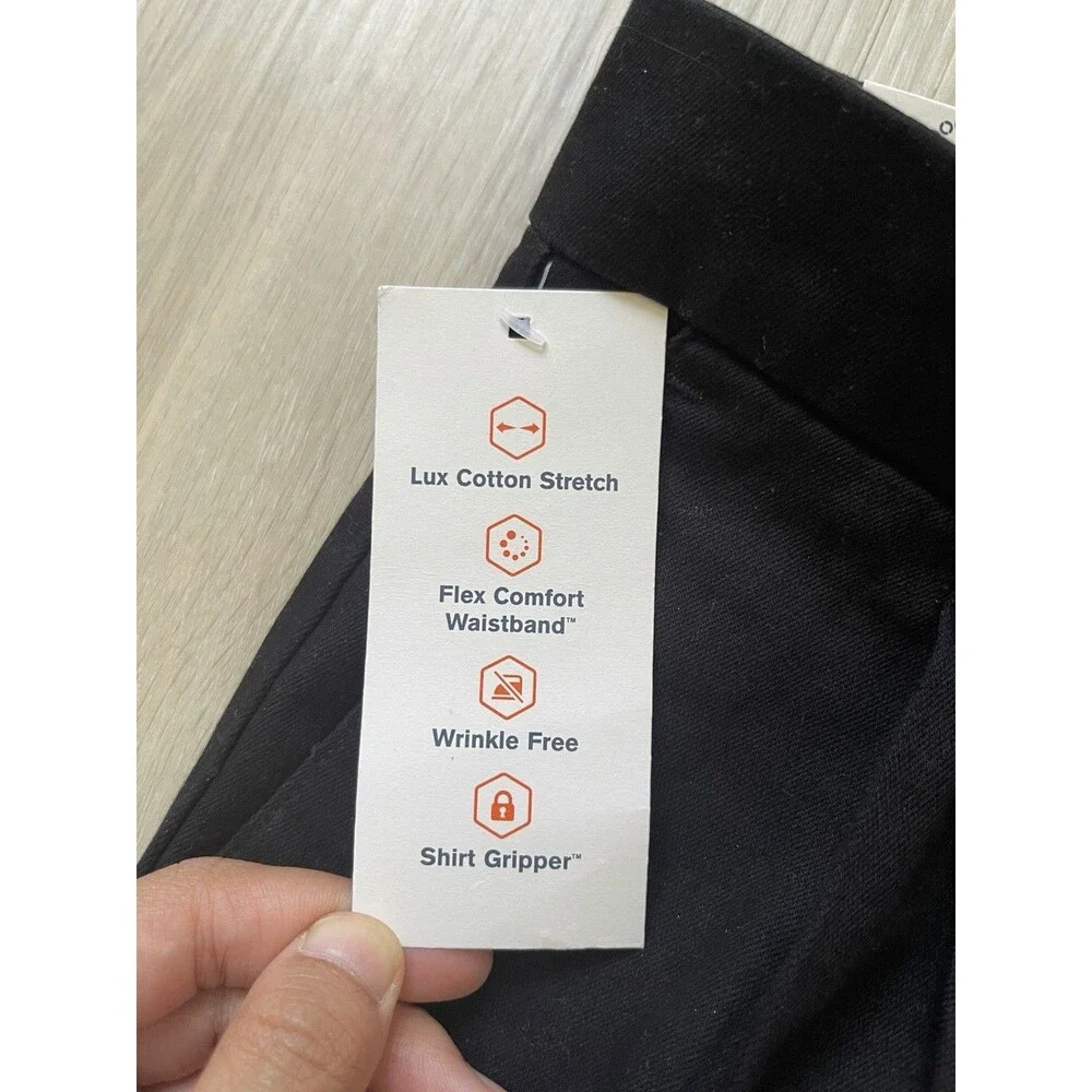 Dockers Signature Khaki Men Black Classic Fit Pleated Twill Stretch Pants 34